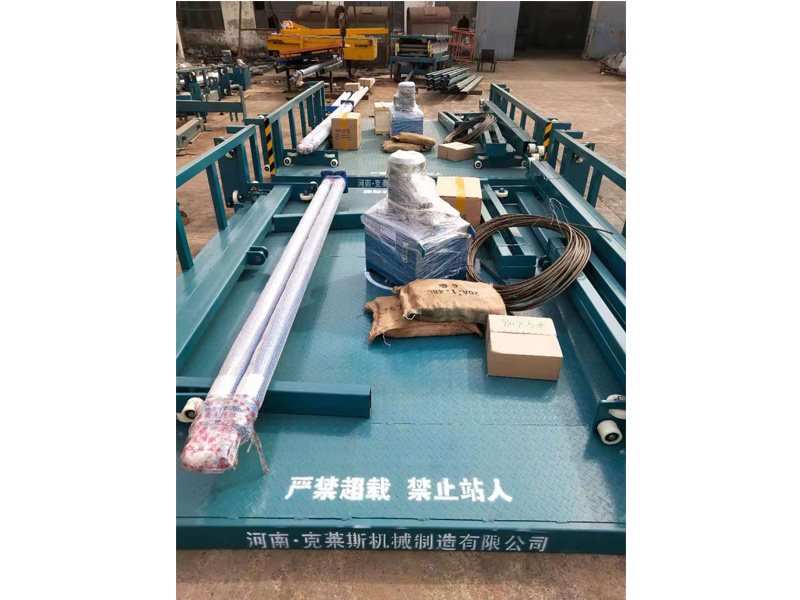 鏈條導(dǎo)(dǎo)軌式液壓升降作業(yè)(yè)平臺(tái)(tái)